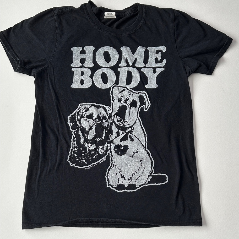 Black Home Body dogs and cat Graphic T-Shirt Size XS